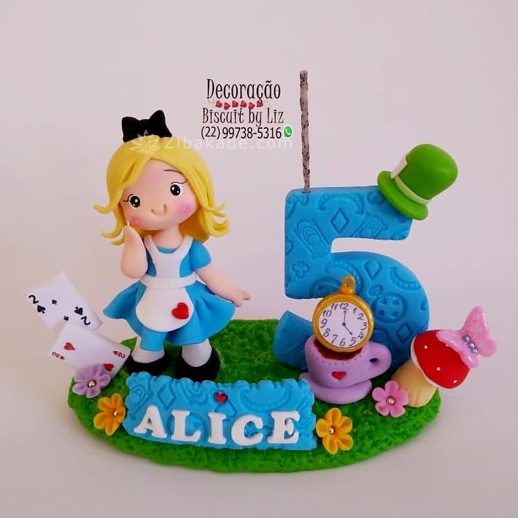 تم تولد آلیس در سرزمین عجایب - Alice in Wonderland